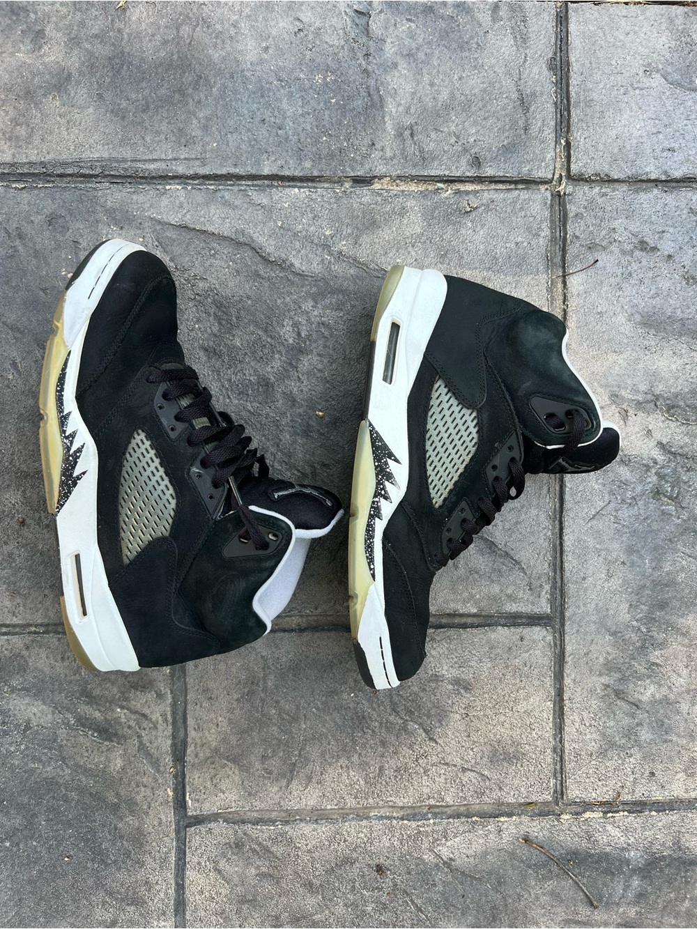 Jordan Air Jordan 5 Retro Oreo
2013 Black/CoolGrey/White
136027-035